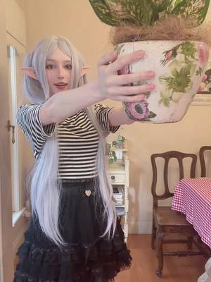 this would be so much better if tht lighting wasn’t awful #frieren #frierencosplay #cosplay 