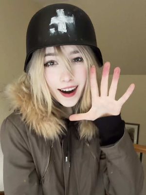 bro i got no cosplay ideas #cosplay #yuuri #glt #girlslasttour 