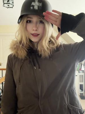 being able to comment pictures and stickers is lowkey frying peoples abilities to write and think as they should #cosplay #yuuri #glt #girlslasttour 