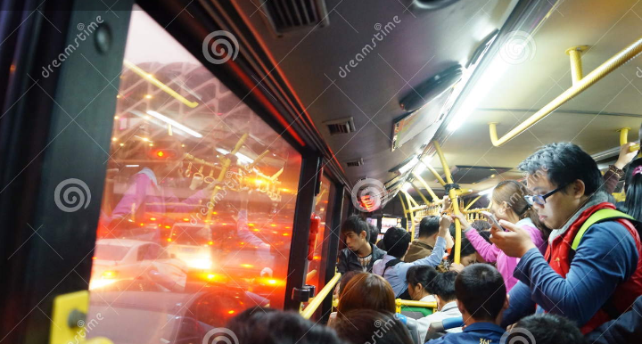 crowded-img
